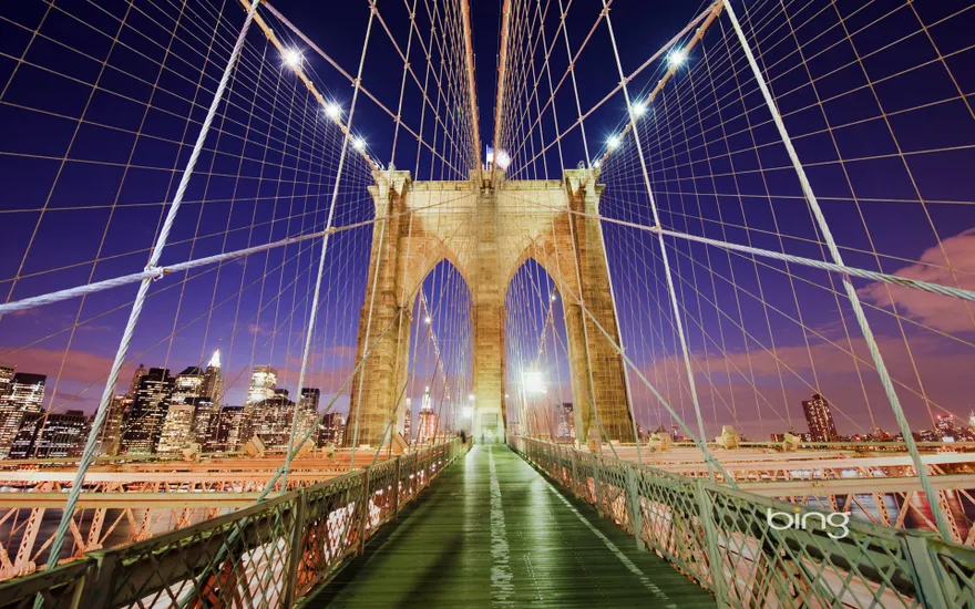 Brooklyn Bridge and Manhattan skyline, New York City
