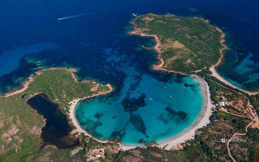 Rondinara beach and its nature reserve, Bonifacio, Corsica