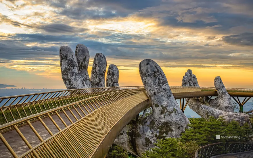 Golden Bridge, Bà Nà Hills, Da Nang, Vietnam