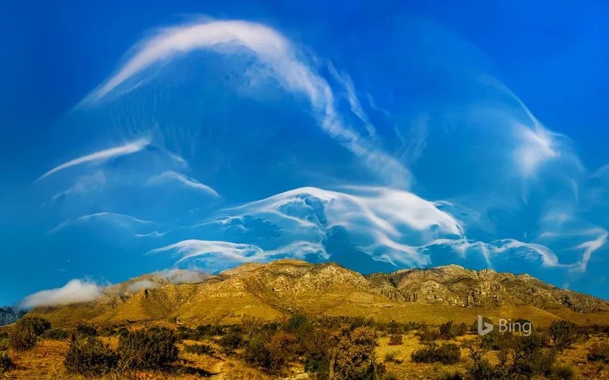 Cirrus clouds over Guadalupe Mountains National Park, Texas