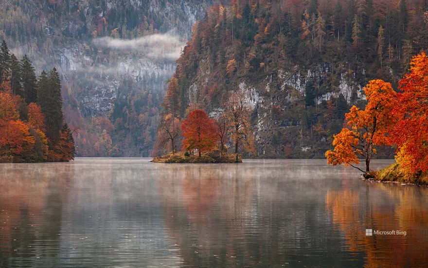Königssee in autumn, Berchtesgaden, Bavaria