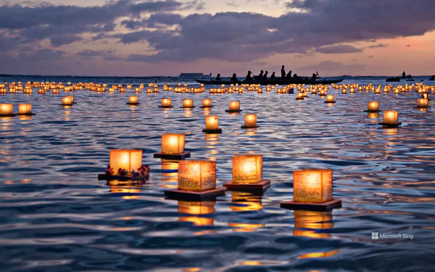 Lantern floating ceremony, Ala Moana Beach Park, Honolulu, Hawaii