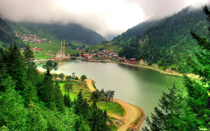 Lake Uzon (Long Lake), Trabzon, Turkey