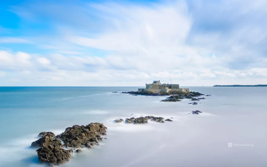 The national fort of Saint-Malo at high tide