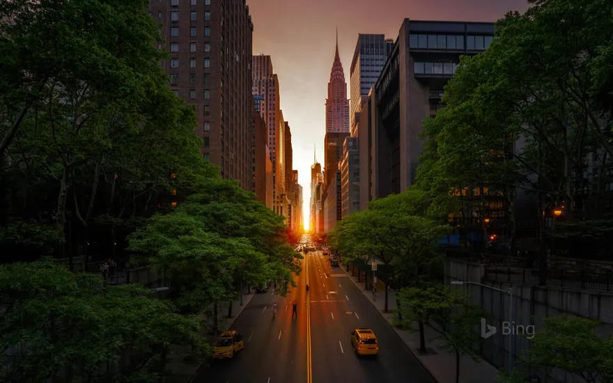 42nd Street with the Chrysler Building during Manhattanhenge in 2018, New York City