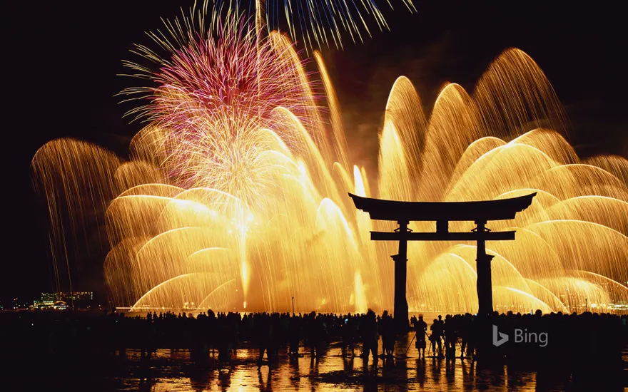 "Miyajima Underwater Fireworks" Hiroshima, Itsukushima