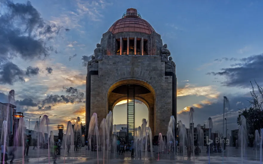 Monumento a la Revolución in Mexico City
