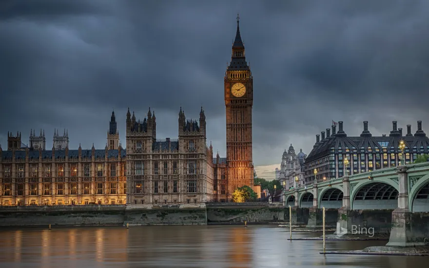 Houses of Parliament on a cloudy evening in London