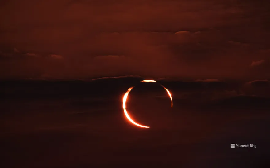 'Ring of fire' annular solar eclipse, Doha, Qatar