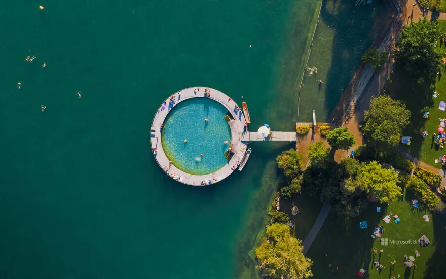 Strandbad Tiefenbrunnen, an outdoor public pool on the shore of Lake Zürich, Switzerland