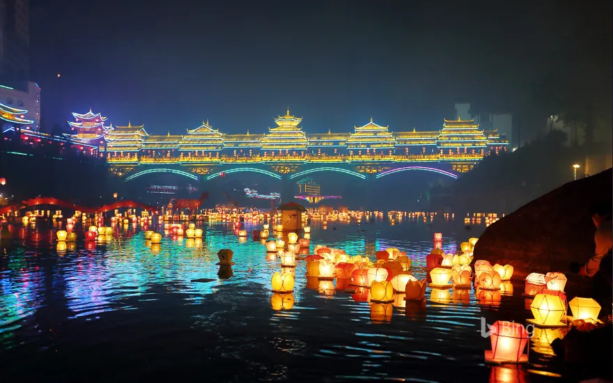 [Today's Chinese New Year Festival] Guilin Chinese New Year Festival Wanzhan River Lights Floating Event, Guangxi, China